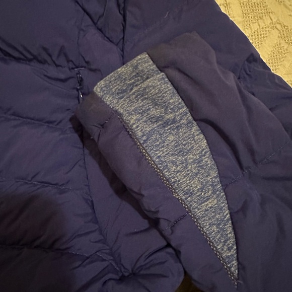 Lululemon Jacket Size 4 - Picture 4 of 5